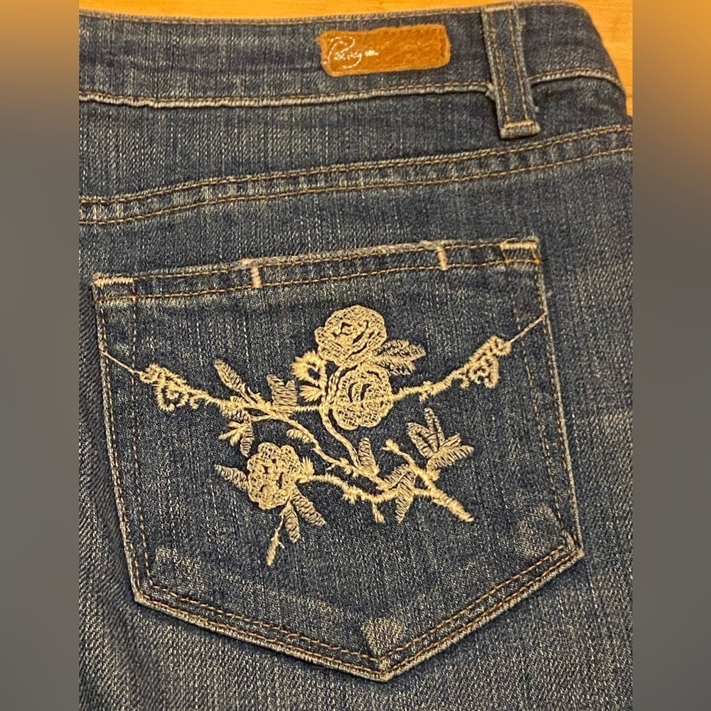 PAIGE Denim Embroidered Mini Skirt Boho Western Size 29 - Picture 5 of 9